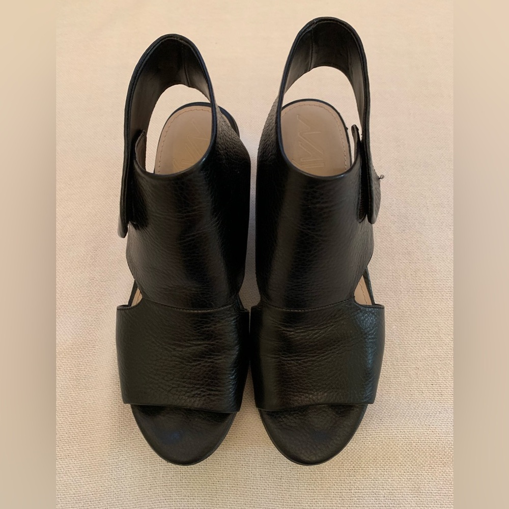 COPY - Naya black leather wedge sandal